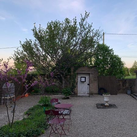 Bed and Breakfast La Flavignienne Flavigny-sur-Ozerain Exterior foto